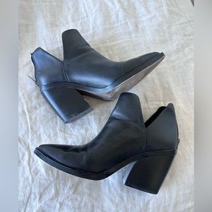 Vince Camuto Riggie Bootie size 37.5 (6.5)